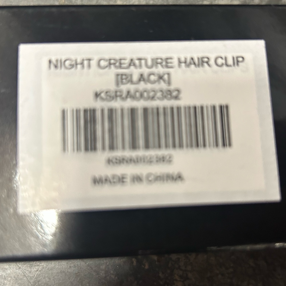 Night creature bat black hair clip KILLSTAR new in box goth Halloween dark - Picture 7 of 9